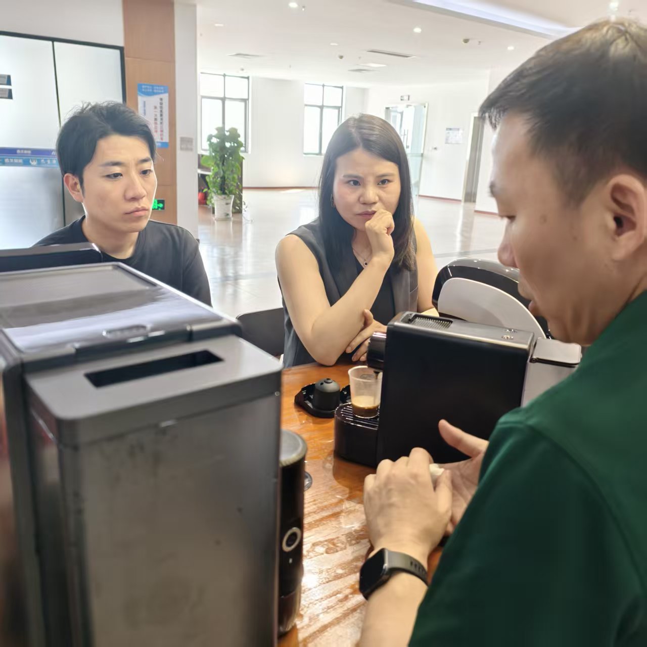 Hvorfor besøkte japansk kunde SEAVER for avansert automatisk kaffemaskin og bærbar kaffetrakter? Hvorfor besøkte japansk kunde SEAVER for avansert automatisk kaffemaskin og bærbar kaffetrakter?